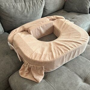 My Brest Friend twin nursing pillow